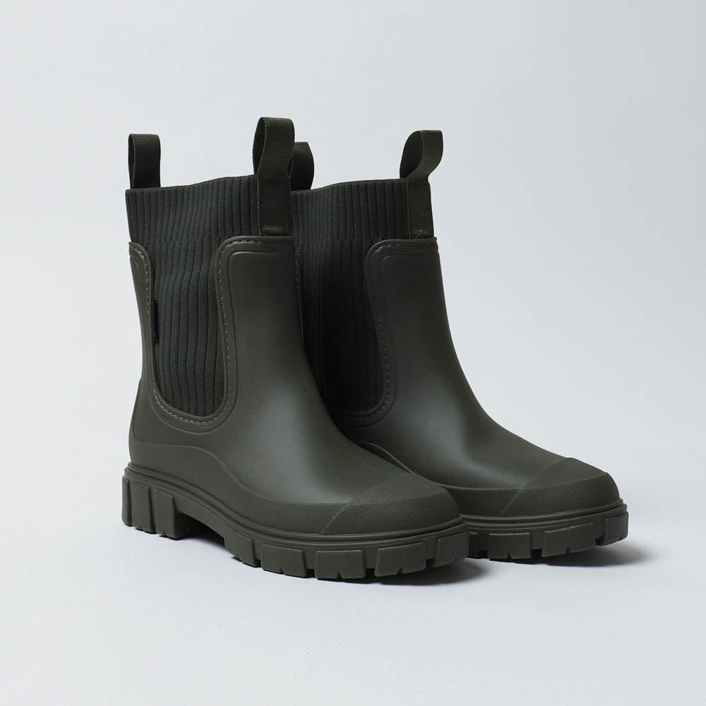 The Cherry Drop rain boot in Orchard